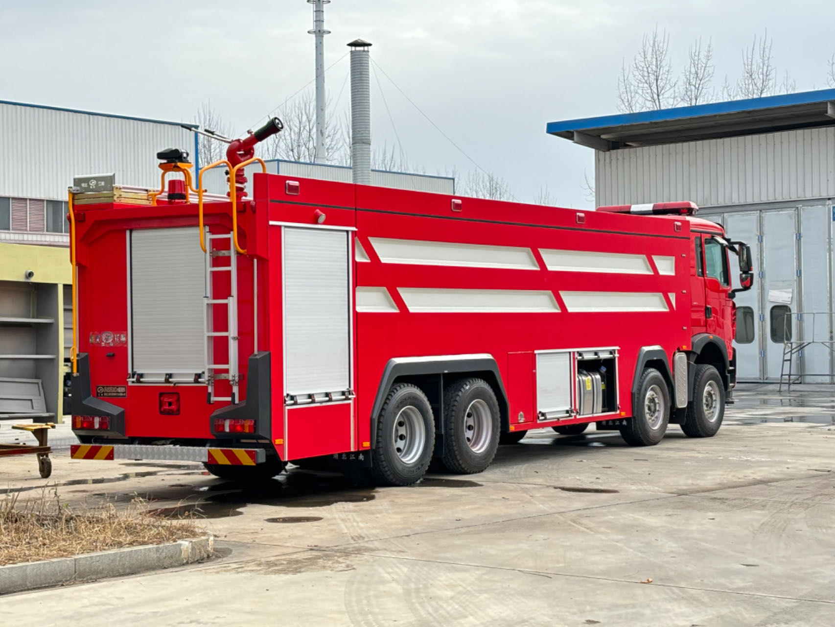 ����24���ɷ���ĭ(li��n)������܇